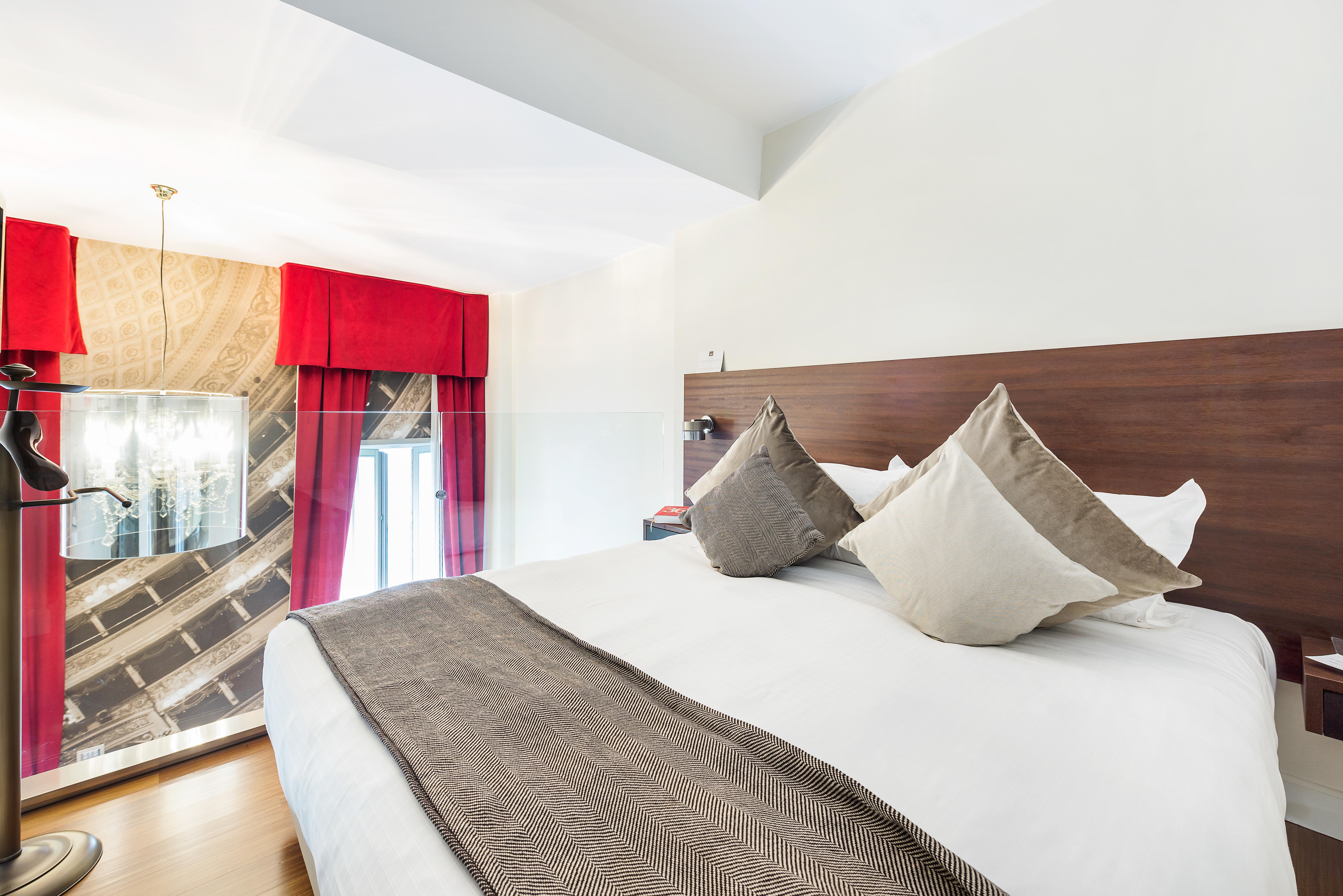Hotel Milano Scala מראה חיצוני תמונה