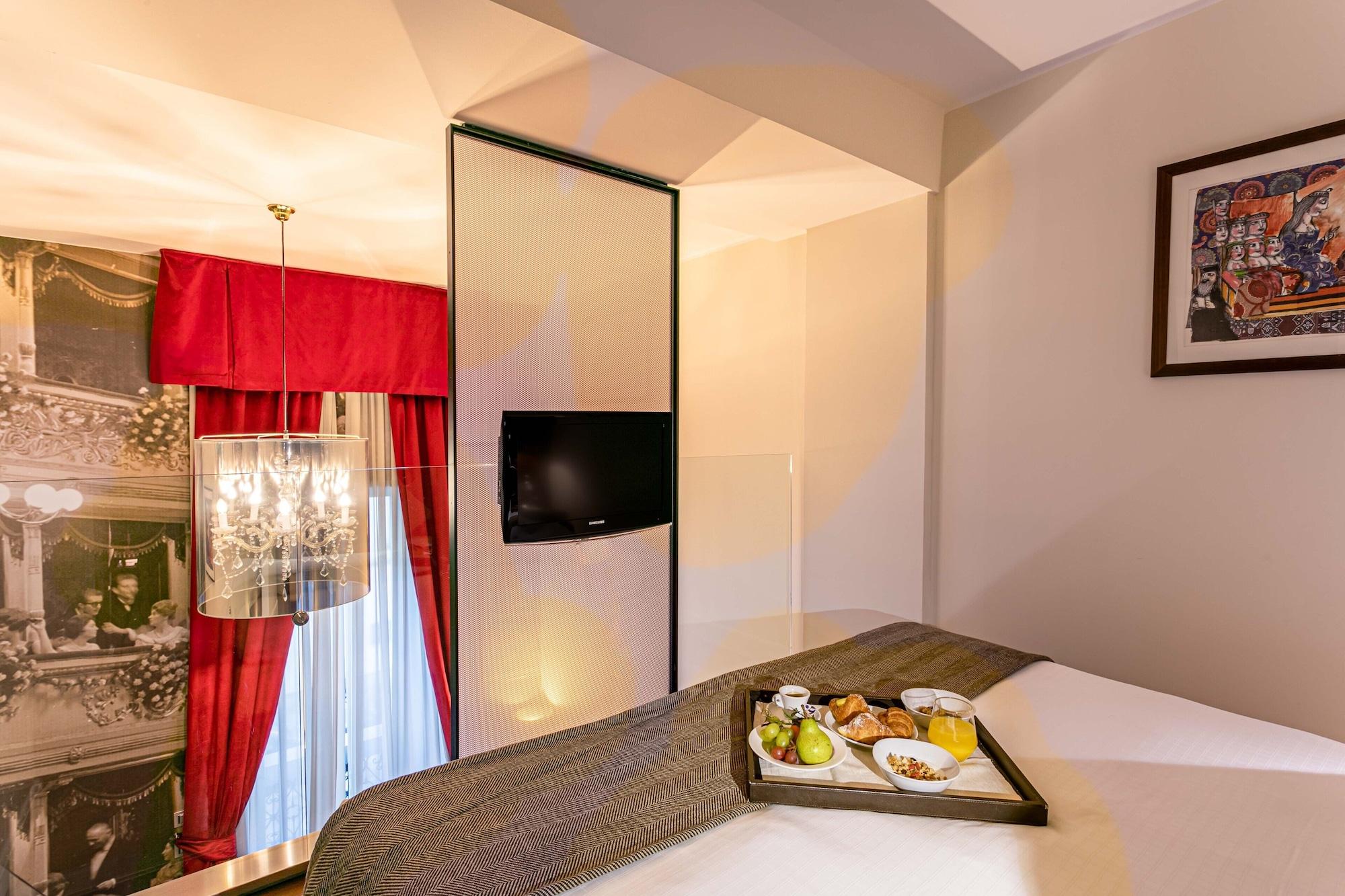 Hotel Milano Scala מראה חיצוני תמונה